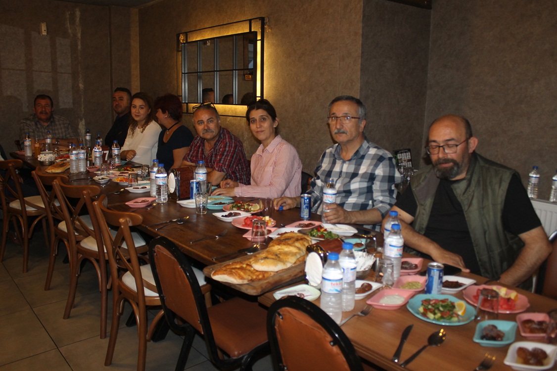 İYİ PARTİ BASIN MENSUPLARI İLE İFTARDA BİR ARAYA GELDİ