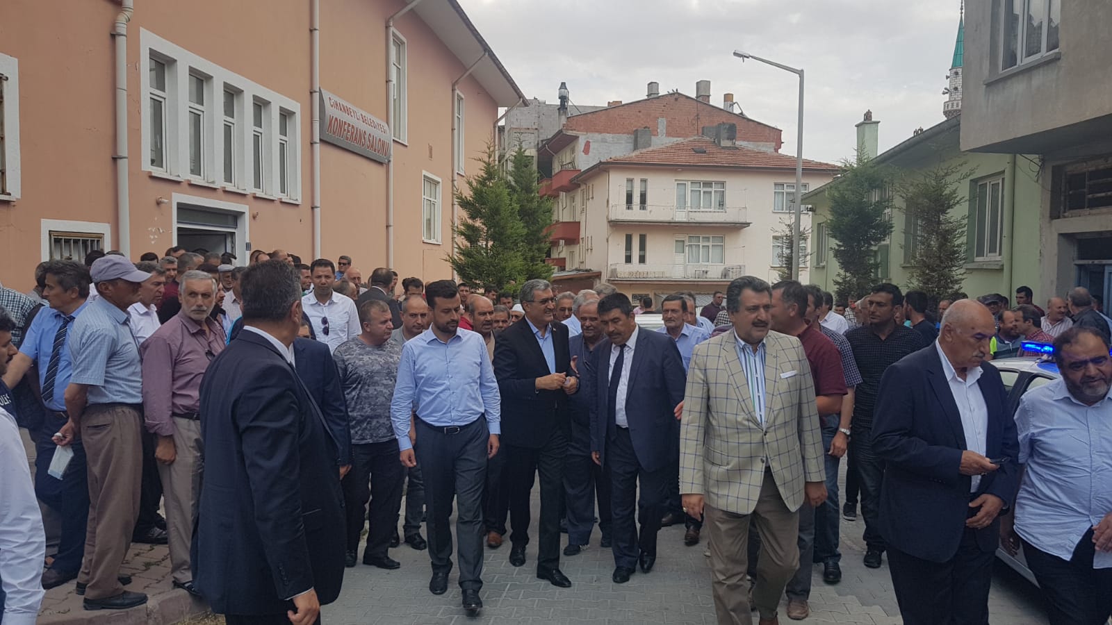 KONUK: "CUMHURBAŞKANIMIZ BAŞKAN OLACAK YÖNETİM BOŞLUĞU OLMAYACAK"