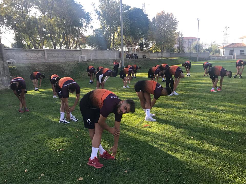 KARAMAN BELEDİYESPOR ANTRENMANLARA BAŞLADI
