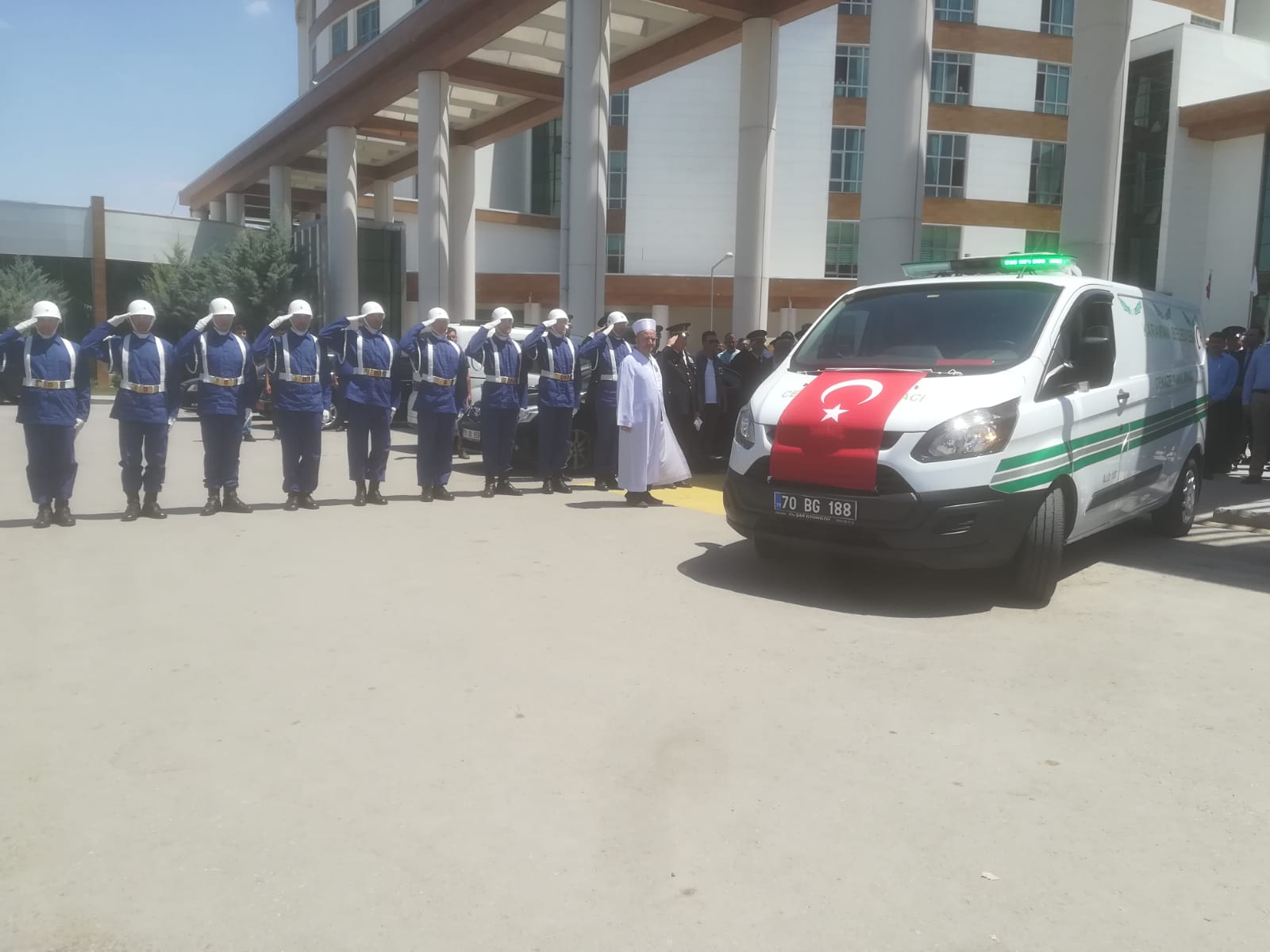 JANDARMA KOMUTANLIĞI’NIN SEVİLEN YARBAYI ELİM BİR TRAFİK KAZASINDA VEFAT ETTİ