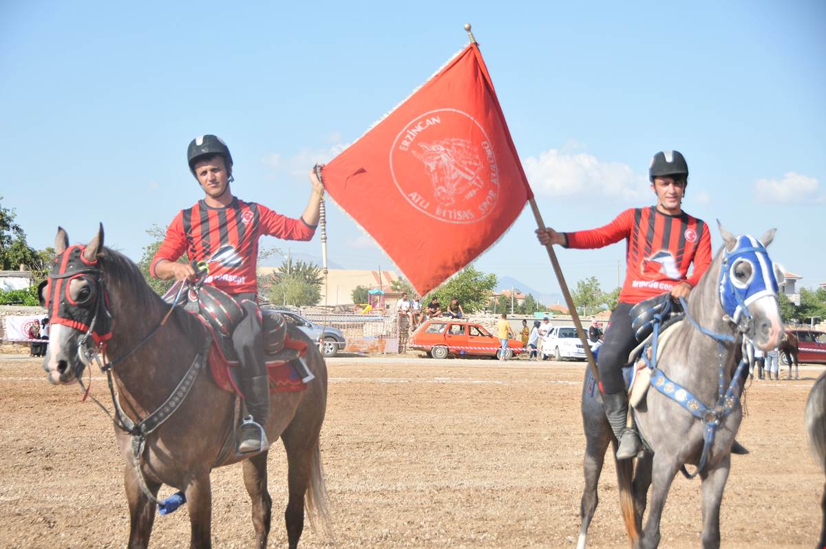 ATLI CİRİT TÜRKİYE ŞAMPİYONASI ÇEYREK FİNALİ KARAMAN’DA YAPILDI
