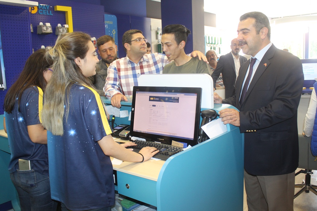 MHP’NİN ADAYLARI İSMET PAŞA’DA ESNAFI ZİYARET ETTİ