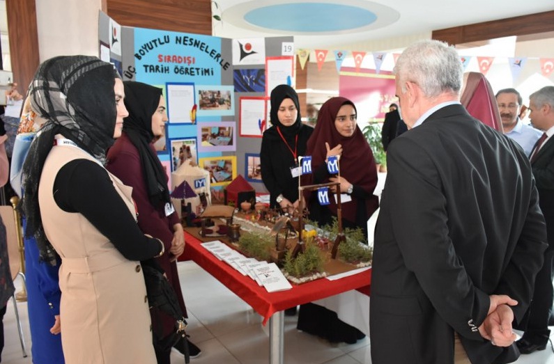 TÜBİTAK BİLİM FUARLARI YOĞUN İLGİYLE ZİYARET EDİLİYOR