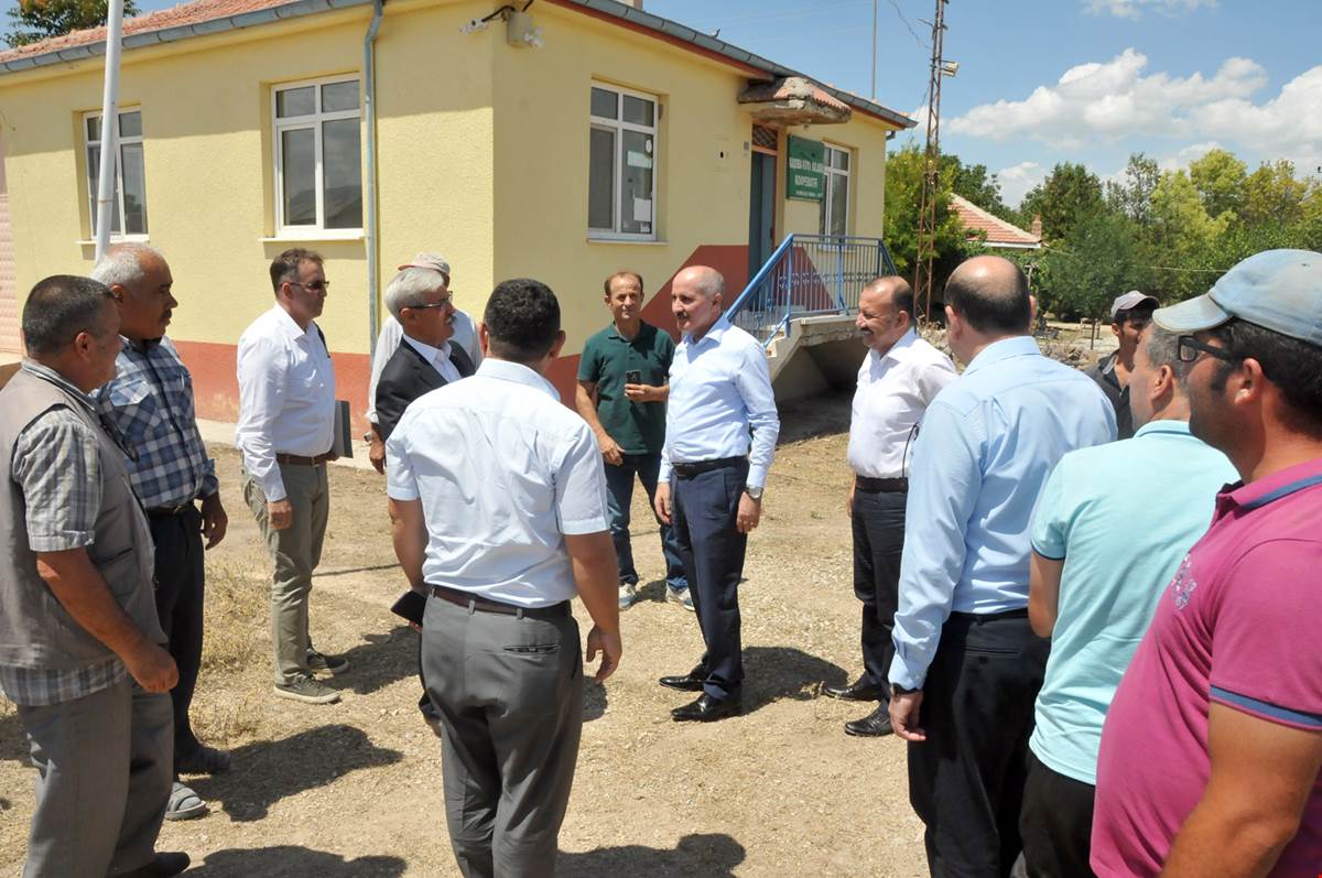 VALİ MERAL KAŞOBA VE DEMİRYURT KÖYRELERİNİN SORUNLARINI DİNLEDİ