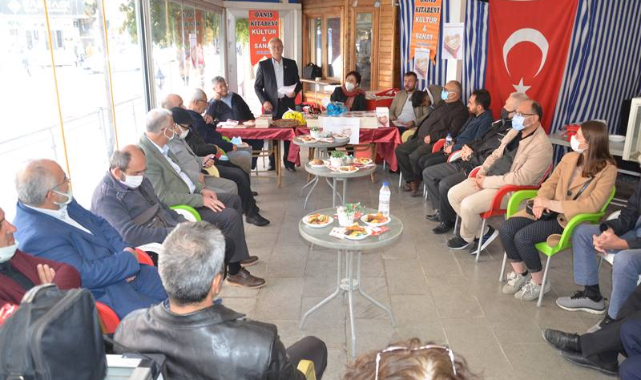 Gazeteci-Şair-Yazar Hasan Özünal İmza Günü Düzenledi