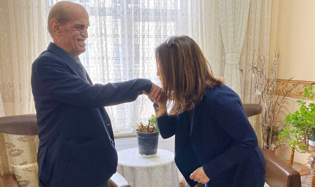 Emekli Öğretmen Ulvi Emre "İyi ki öğretmen olmuşum, yoksa bu kadar insan kazanamazdım"
