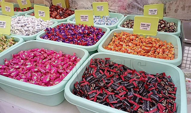 Bayram Şekerleri Tezgâhlardaki Yerini Aldı