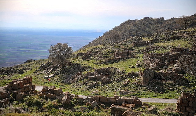 Karaman'da "Binbir Kilise" Olarak Bilinen Alanda Dini Yapılar Bulundu