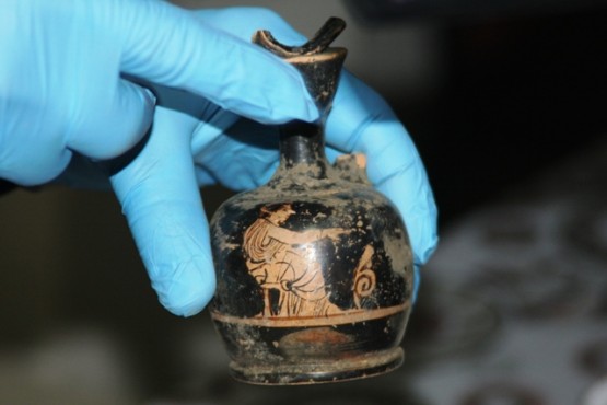 OTOMOBİLDE 649 TARİHİ ESER ELE GEÇİRİLDİ