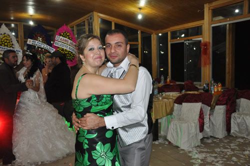 DÜĞÜN