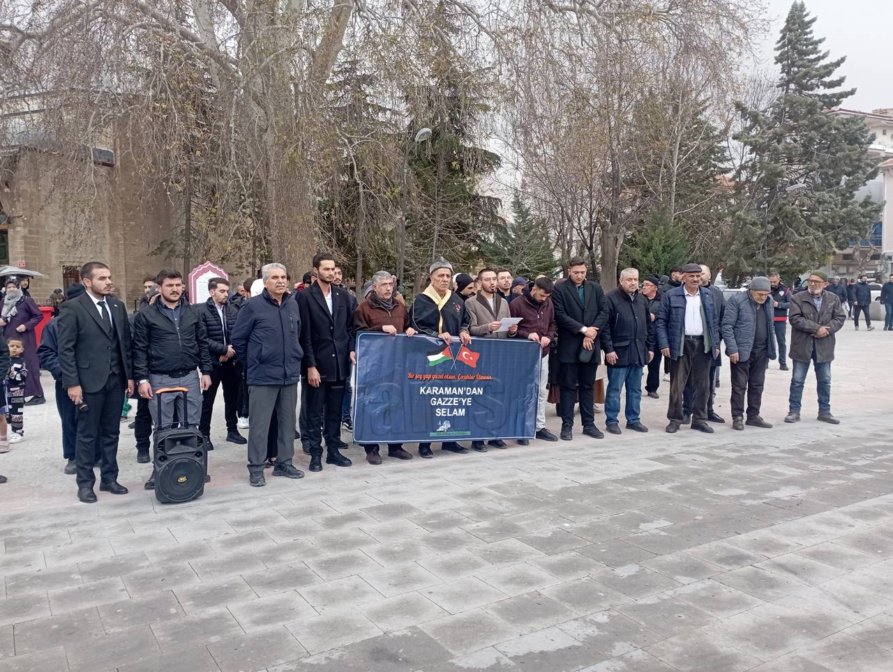 TÜGVA Karaman'dan, Gazze İçin Aktekke Camisi Önünde Vicdan Çağrısı-1