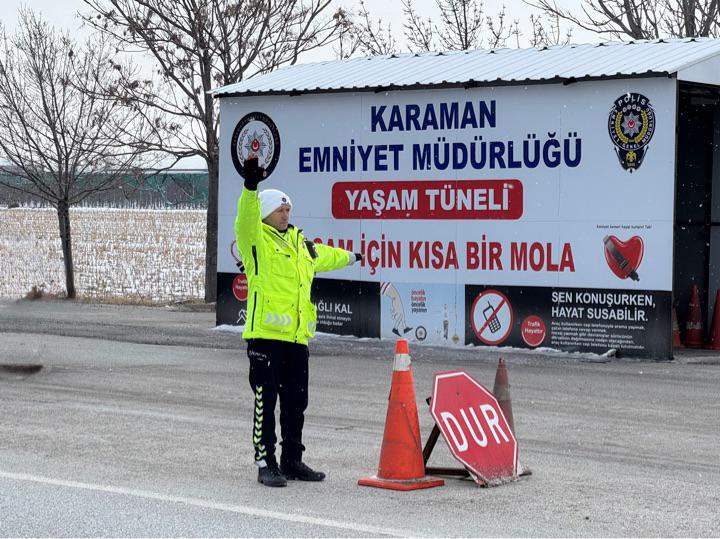 Çok Sayıda Uyuşturucu Madde Ve Suç Aleti Ele Geçirildi, 12 şahıs Tutuklandı-2