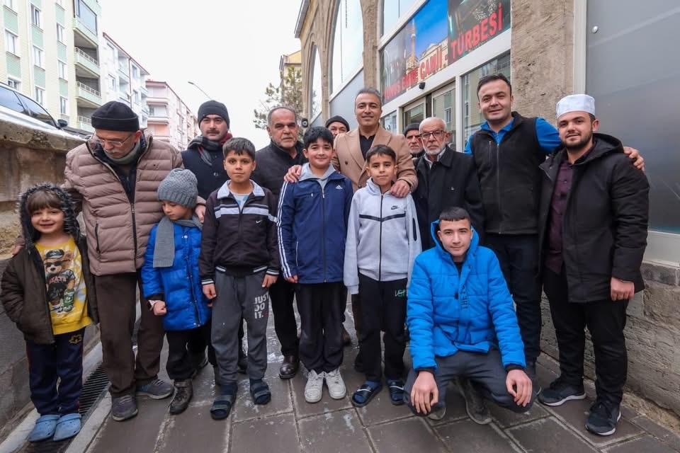 Vali Çiçek’ten Hafta Sonu Esnaf Ziyareti-12