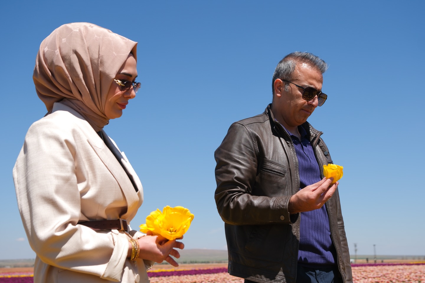 Vali Çiçek Lale Bahçesini Ziyaret Etti-9