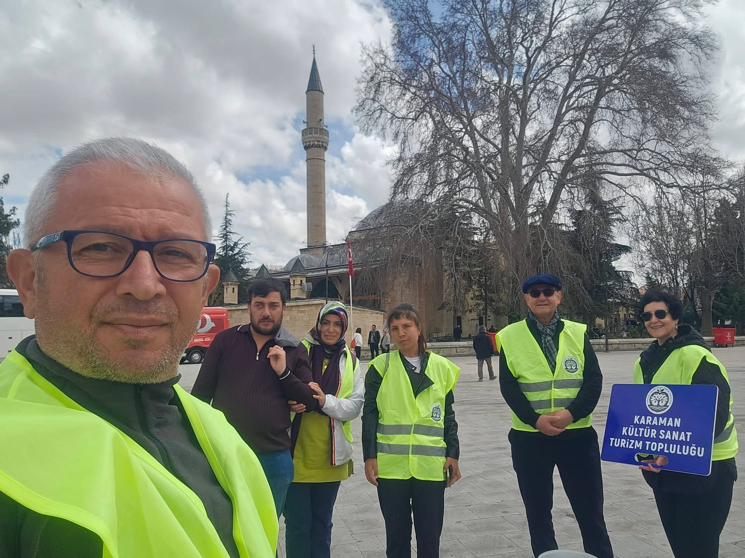 Gönüllüler Temizledi, Ortaya Kente Yakışmayan Manzara Çıktı-2