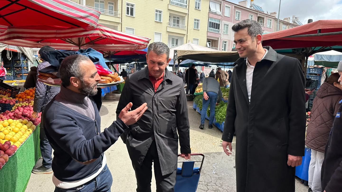 Ünver Pazarda Nabız Tuttu: “Fiyatlar Düşüyor Ama Esnaf Zor Durumda”-4