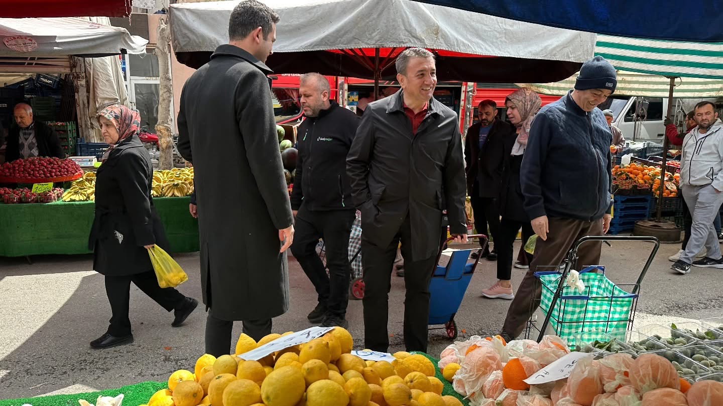 Ünver Pazarda Nabız Tuttu: “Fiyatlar Düşüyor Ama Esnaf Zor Durumda”-10
