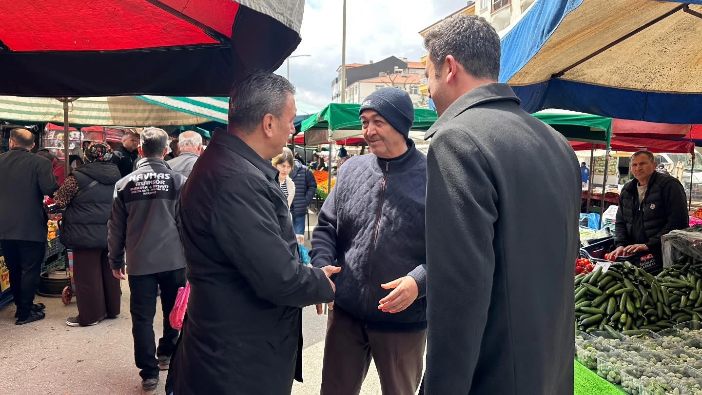 Ünver Pazarda Nabız Tuttu: “Fiyatlar Düşüyor Ama Esnaf Zor Durumda”-11