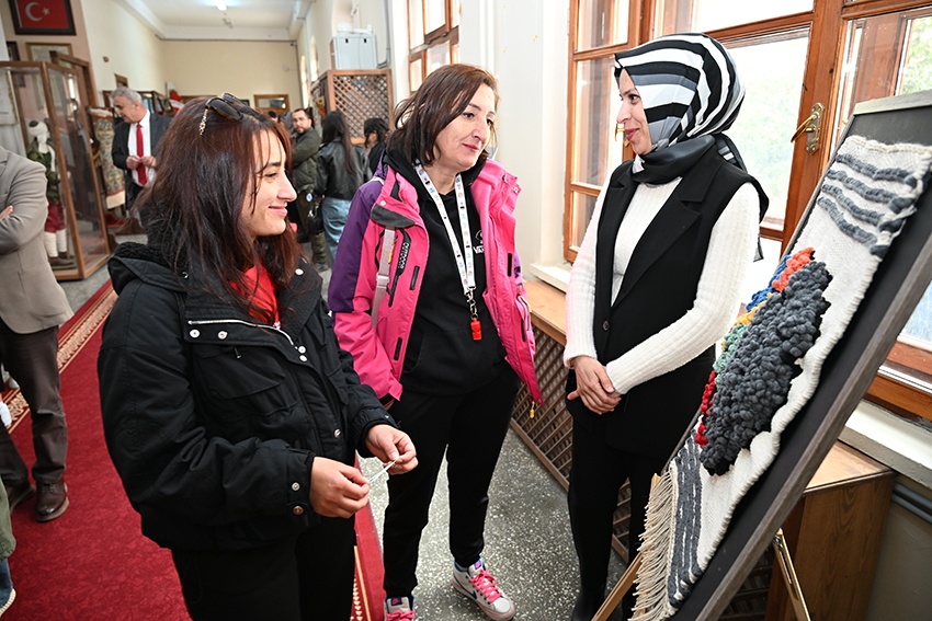 Manifest Sanatla Umut Oluyor-2