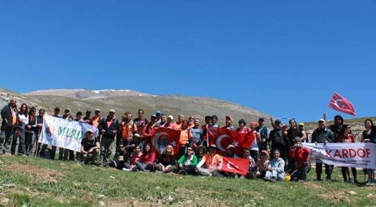 19 Mayıs Zirvesi Yaptı