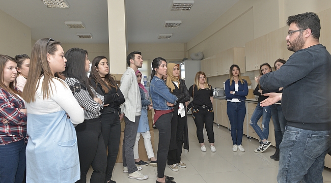 AFYON KOCATEPE ÖĞRENCİLERİNDEN KMÜ’YE TEKNİK GEZİ