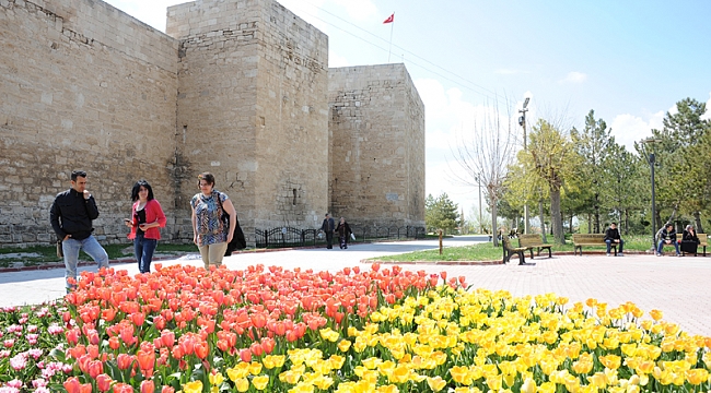 KARAMAN KALESİ AÇIK HAVA MÜZESİ OLACAK