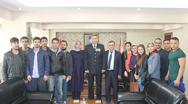 KYK ÖĞRENCİLERİ POLİS TEŞKİLATININ KURULUŞUNUN 172. YILINI KUTLADI   