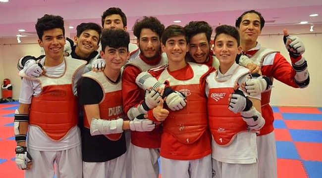 TEKVANDO’DA MİSAFİR SPORCULAR BULUŞTU