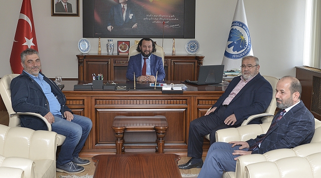 ÜZÜLMEZ'DEN REKTÖR AKGÜL'E ZİYARET