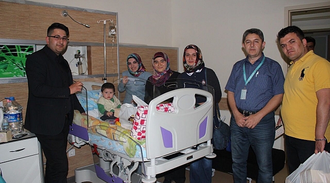 AK GENÇLİK’TEN KANDİL SİMİDİ İKRAMI