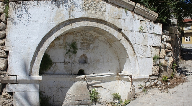 ASIRLIK ÇEŞME ONARILDI