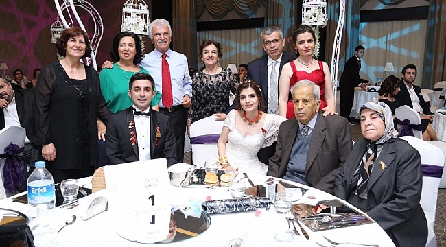 DURU AİLESİNİN MUTLU GÜNÜ