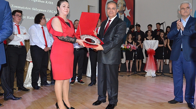 GÜZEL SANATLAR LİSESİ TSM KONSERİ BÜYÜK BEĞENİ TOPLADI