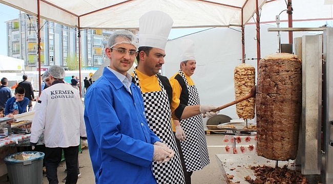 HAYIR ÇARŞISI İLGİ GÖRDÜ