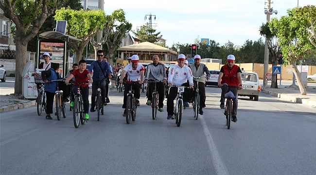 KARAMAN’DA ‘SAĞLIK İÇİN PEDAL ÇEVİRİYORUZ’ BİSİKLET TURU