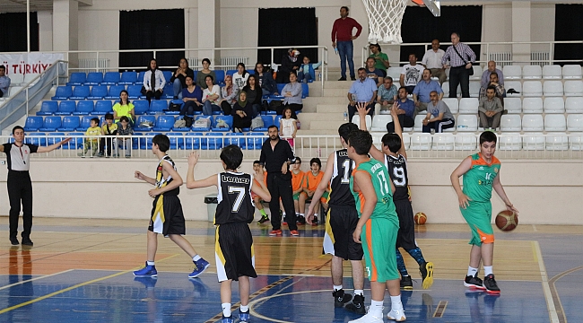 KARAMAN’DA U13 YARI FİNAL HEYECANI SONA ERDİ