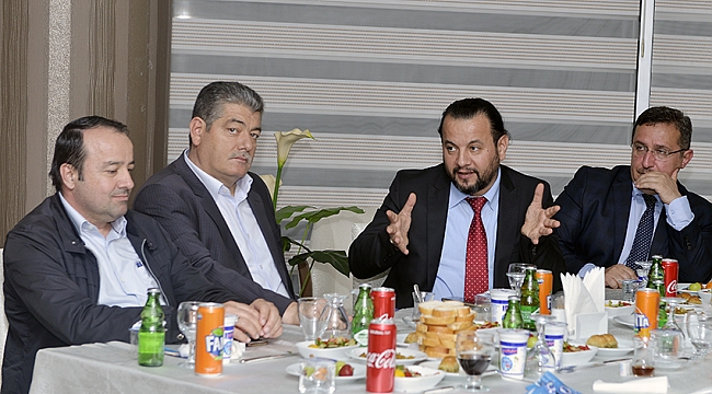 KMÜ REKTÖRÜ AKGÜL, SANAYİCİ VE İŞADAMLARIYLA BİR ARAYA GELDİ