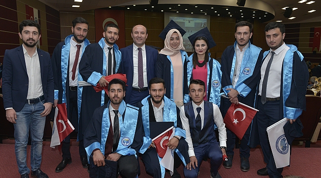 KMÜ TEKNİK BİLİMLER MESLEK YÜKSEKOKULUNDA MEZUNİYET KUTLAMASI