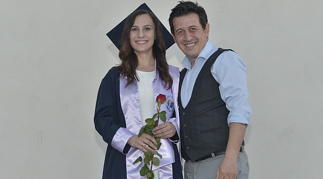 MEZUNİYET TÖRENİNDE EVLİLİK TEKLİFİ