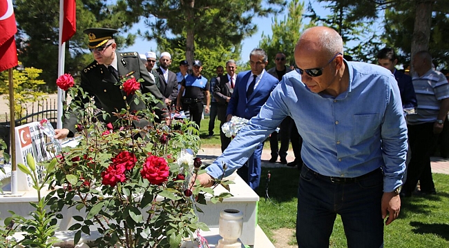 BAŞKAN ERTUĞRUL ÇALIŞKAN ŞEHİTLİĞİ ZİYARET ETTİ