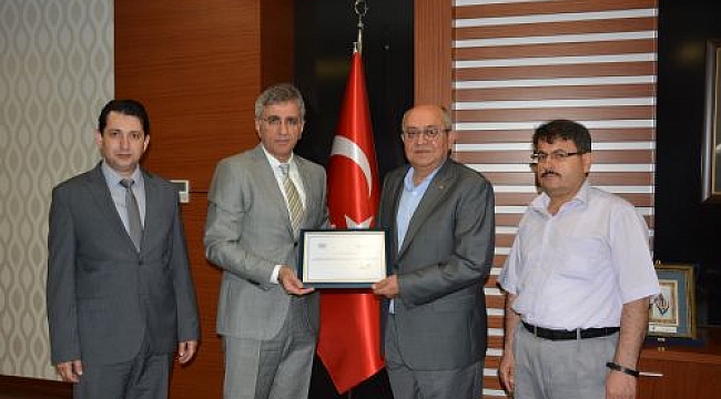 DEFTERDARLIĞI'NDAN TOKTAY'A TEŞEKKÜR PLAKETİ