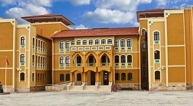 GÜZEL SANATLAR LİSESİ 4. MEZUNLARINI VERDİ