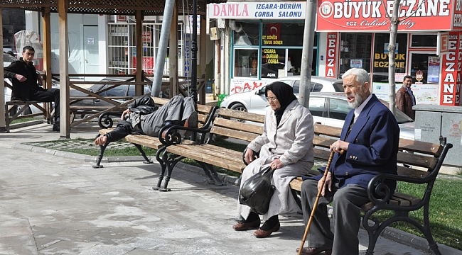 HAVALAR ISINIYOR