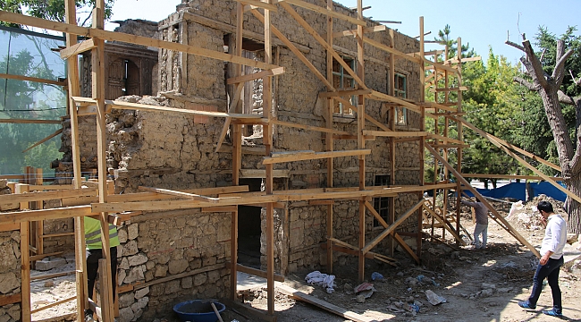 TARİHİ NALINCILAR EVİ RESTORE EDİLİYOR