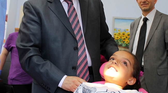 VALİ TAPSIZ’DAN AĞIZ DİŞ SAĞLIĞI HASTANESİNE ZİYARET