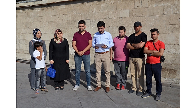 AK PARTİLİ GENÇLER İSRAİL ZULMÜNÜ KINADI