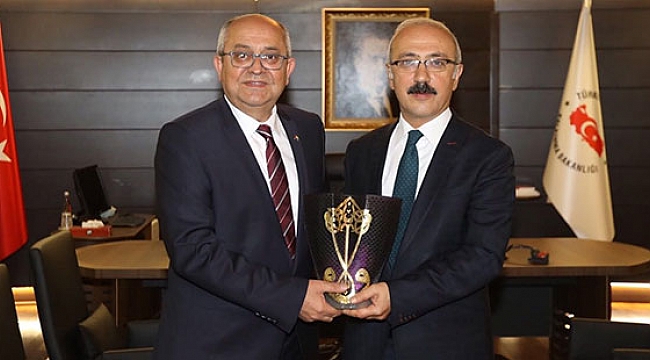 BAŞKAN TOKTAY'DAN LÜTFİ ELVAN'A HAYIRLI OLSUN ZİYARETİ