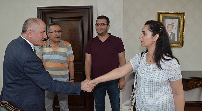 GAZETEMİZDEN VALİ MERAL'A HAYIRLI OLSUN ZİYARETİ