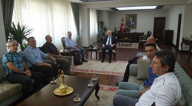 KAMU SEN YÖNETİMİNDEN VALİ MERAL’A HAYIRLI OLSUN ZİYARETİ