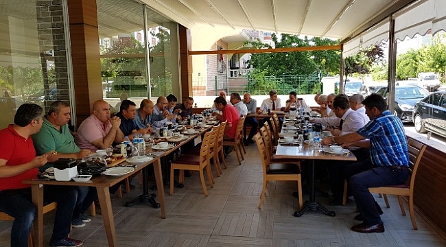 KESOB’TAN AHİLİK YEMEĞİ İKRAMI